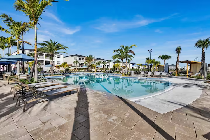Retreat Club pool and lounge chairs